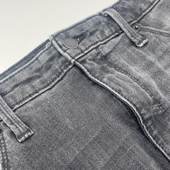 Universal Thread High Rise Distressed Crop Jeans - Picture 7 of 9
